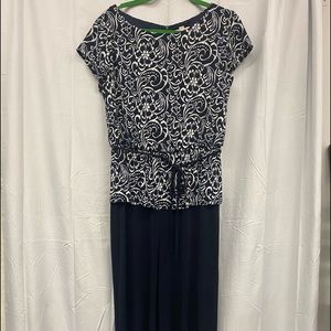 Women’s One Piece Short sleeve pants Jumpsuit Size 12 Petite “established 1962”